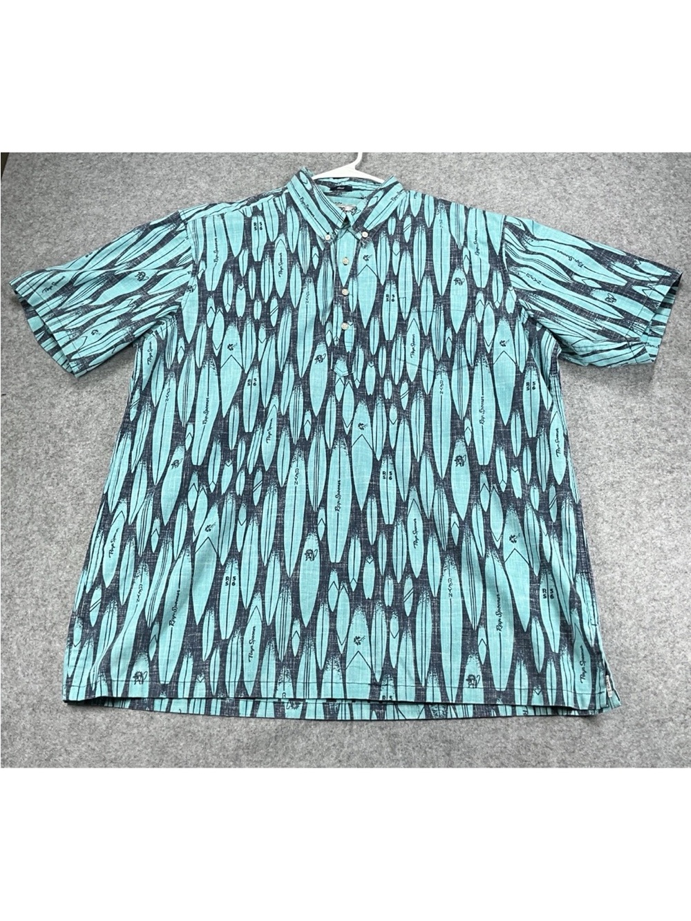 Reyn Spooner Men's Hawaiian Camp Shirt Blue Spooner Boards all over pattern XXL